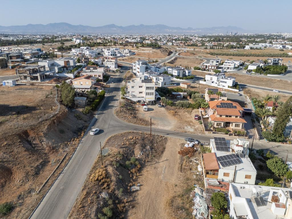Οικόπεδο - Λακατάμεια, Λευκωσία