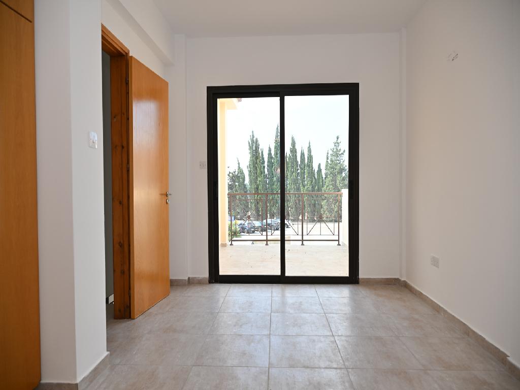 Semidetached house-Dromolaxia - Meneou-PR46260