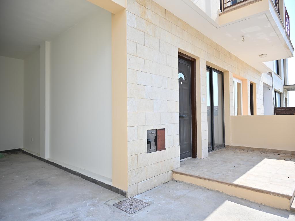 Semidetached house-Dromolaxia - Meneou-PR46260