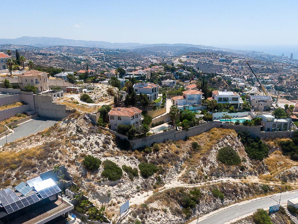 Detached house - Agios Tychon, Limassol