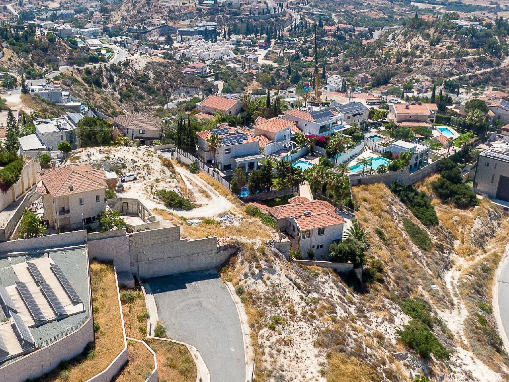 Detached house-Agios Tychon-PR46060