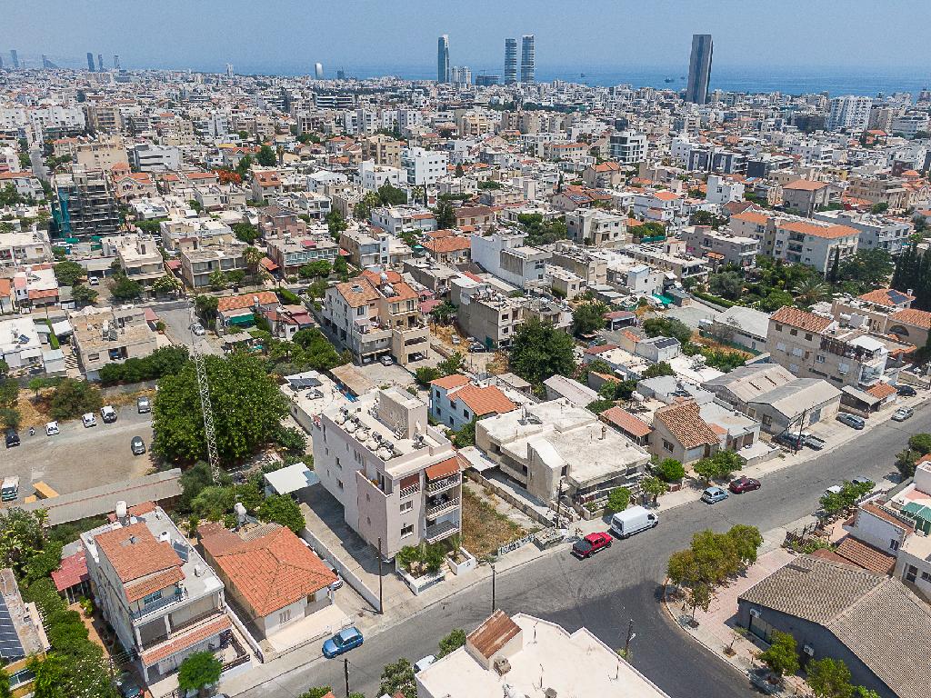 Semidetached house-Limassol Municipality-PR45345
