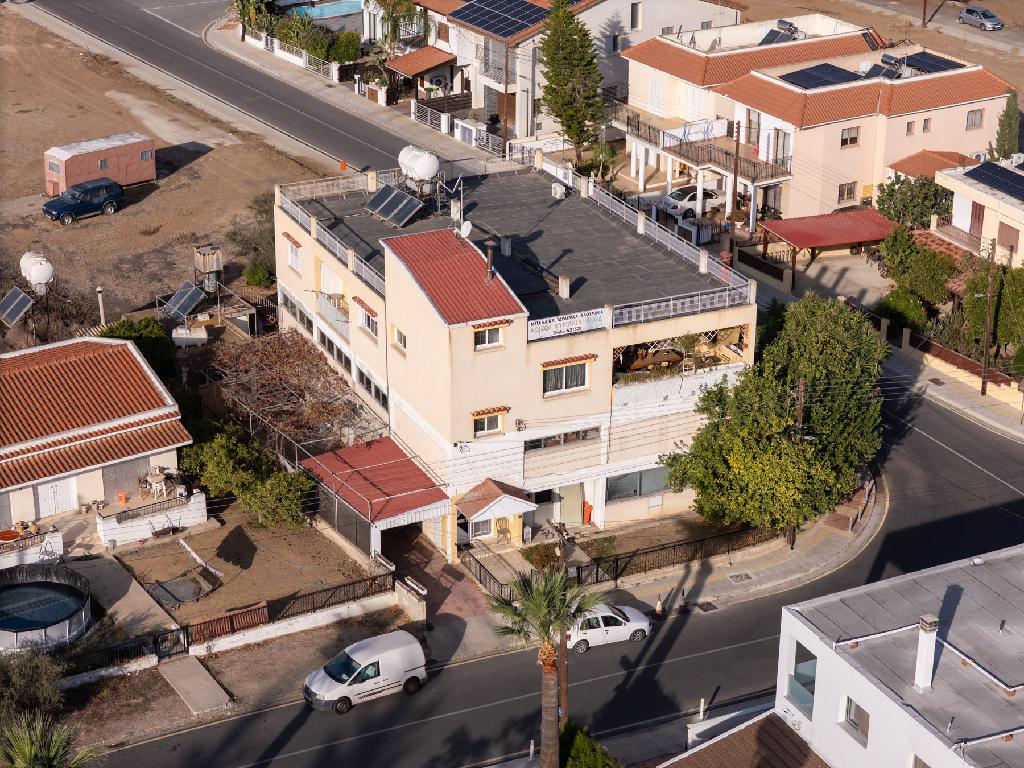 &Kappa;&alpha;&tau;&omicron;&iota;&kappa;ί&alpha;  - &Kappa;ά&tau;&omega; &Delta;&epsilon;&upsilon;&tau;&epsilon;&rho;ά, &Lambda;&epsilon;&upsilon;&kappa;&omega;&sigma;ί&alpha;