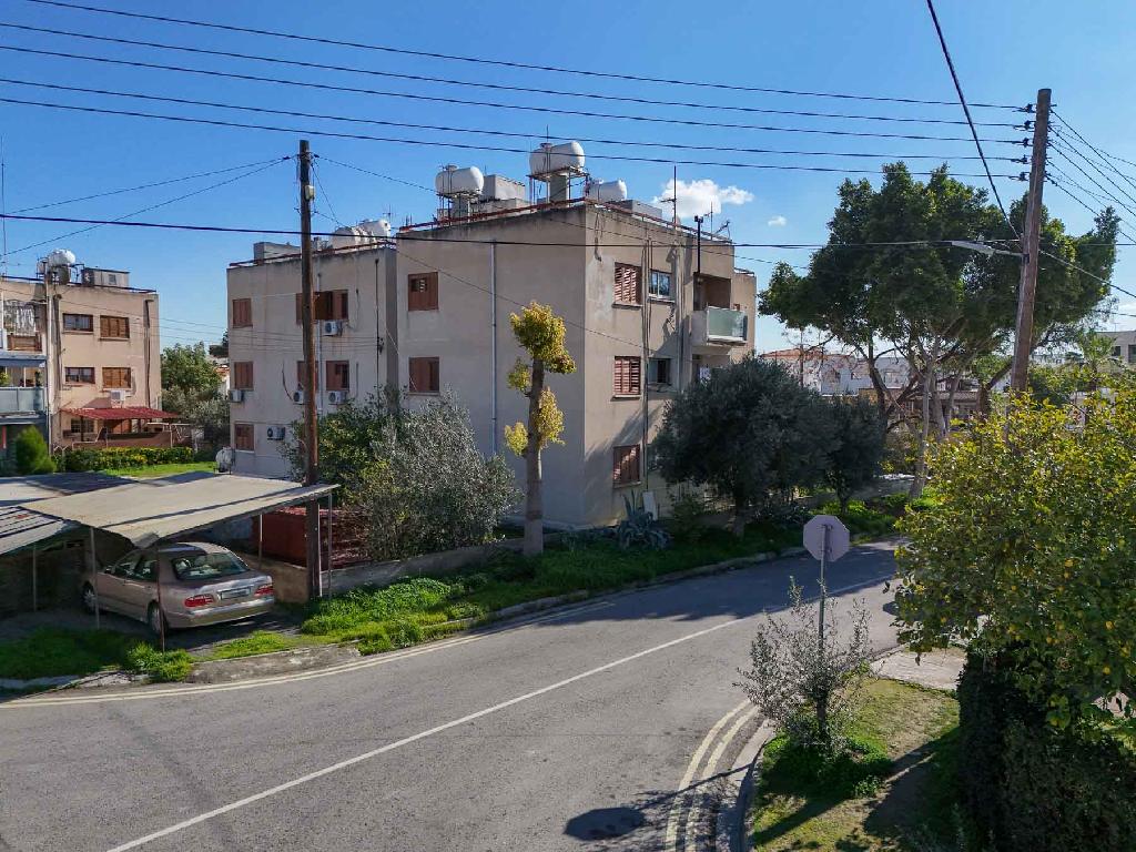 &Delta;&iota;&alpha;&mu;έ&rho;&iota;&sigma;&mu;&alpha; &ndash; &Kappa;&alpha;ϊ&mu;&alpha;&kappa;&lambda;ί, &Lambda;&epsilon;&upsilon;&kappa;&omega;&sigma;ί&alpha;