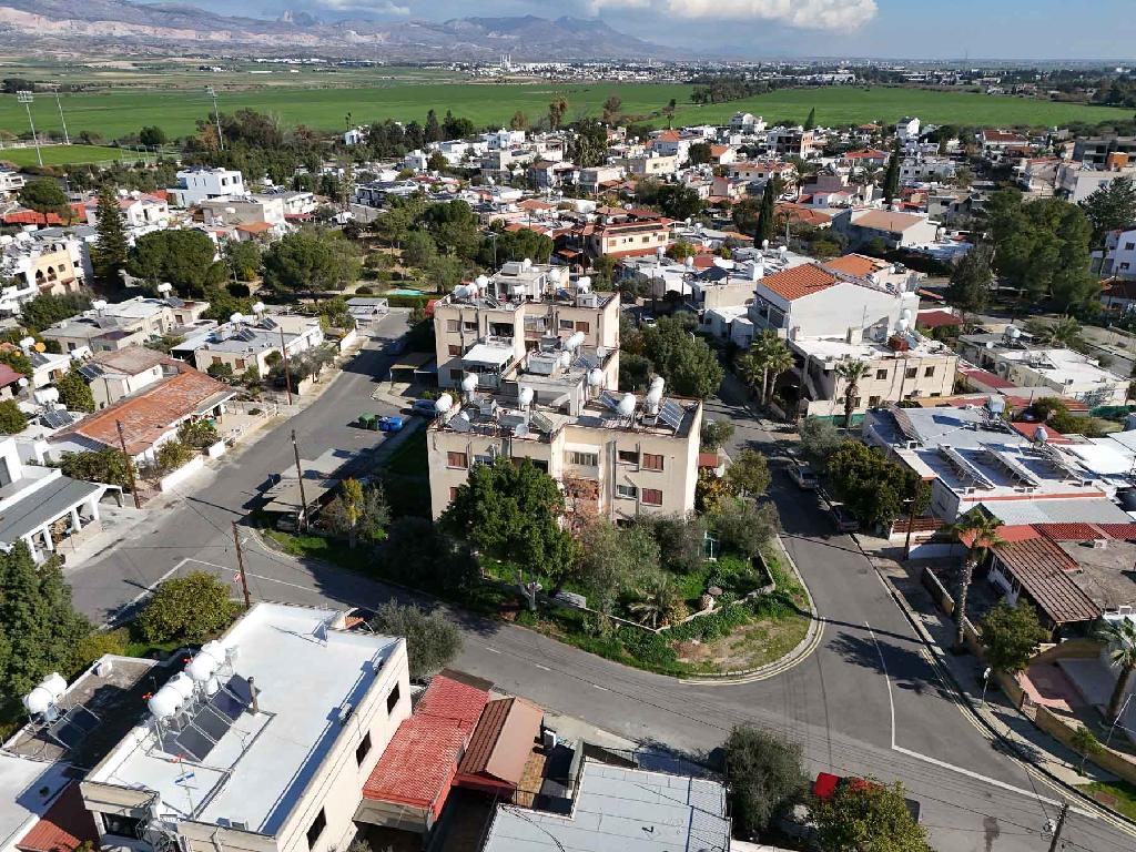 &Delta;&iota;&alpha;&mu;έ&rho;&iota;&sigma;&mu;&alpha; &ndash; &Kappa;&alpha;ϊ&mu;&alpha;&kappa;&lambda;ί, &Lambda;&epsilon;&upsilon;&kappa;&omega;&sigma;ί&alpha;