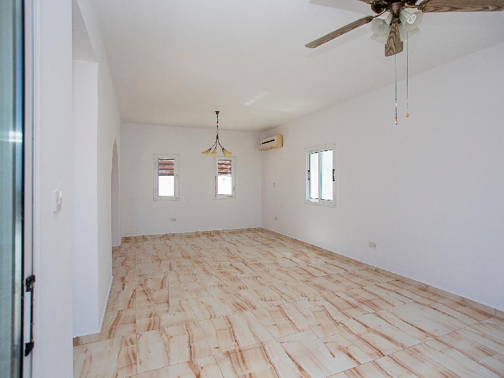 Villa-Pegeia-PR44442