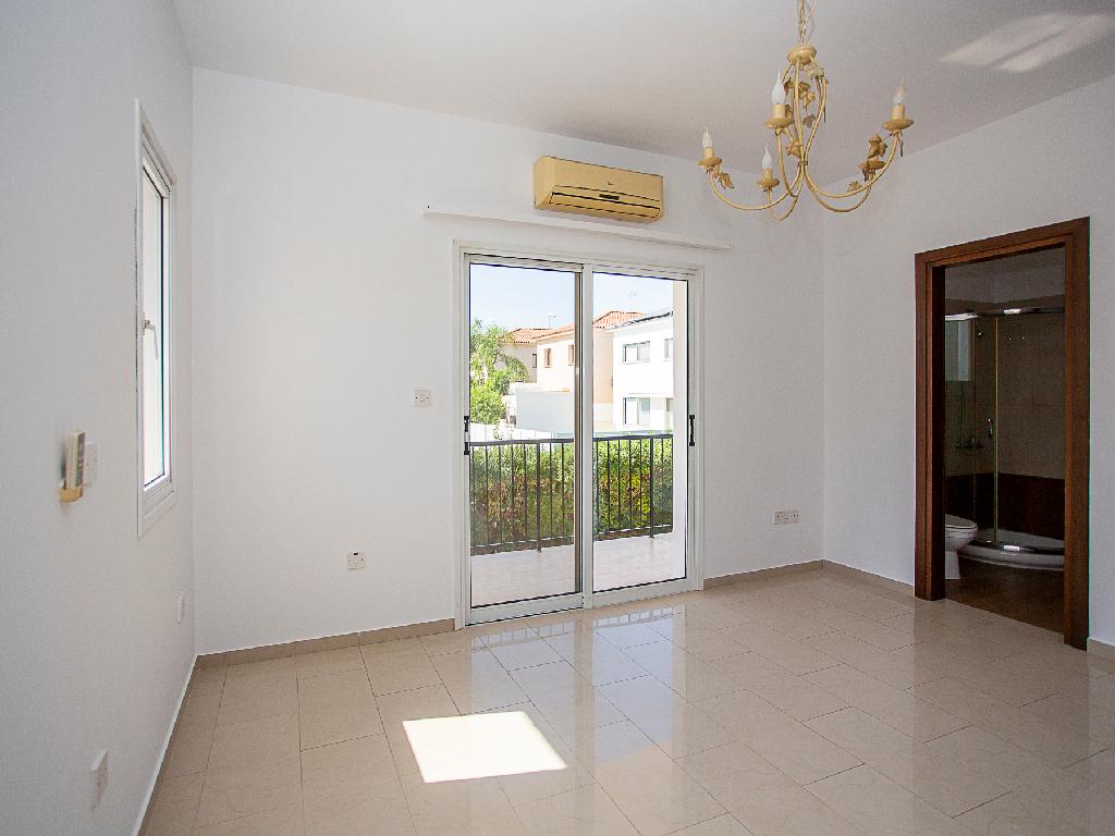 Semidetached house-Aradippou-CP10294