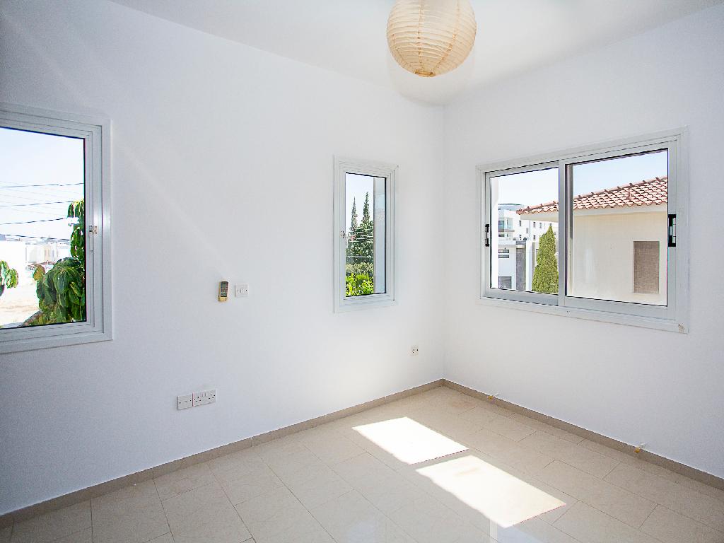 Semidetached house-Aradippou-CP10294