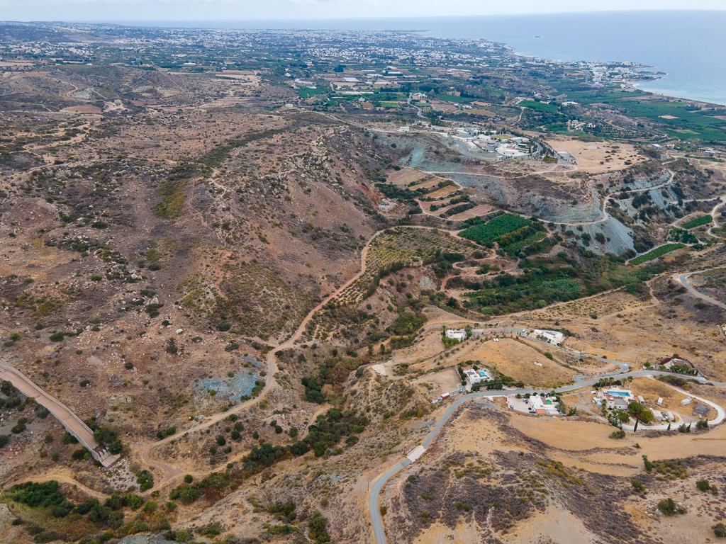 Field-Pegeia-PR41077
