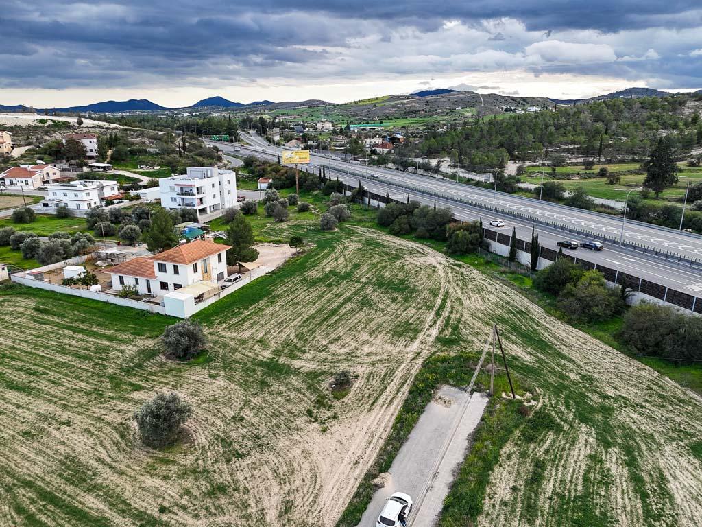 Field-Pera Chorio-PR37554