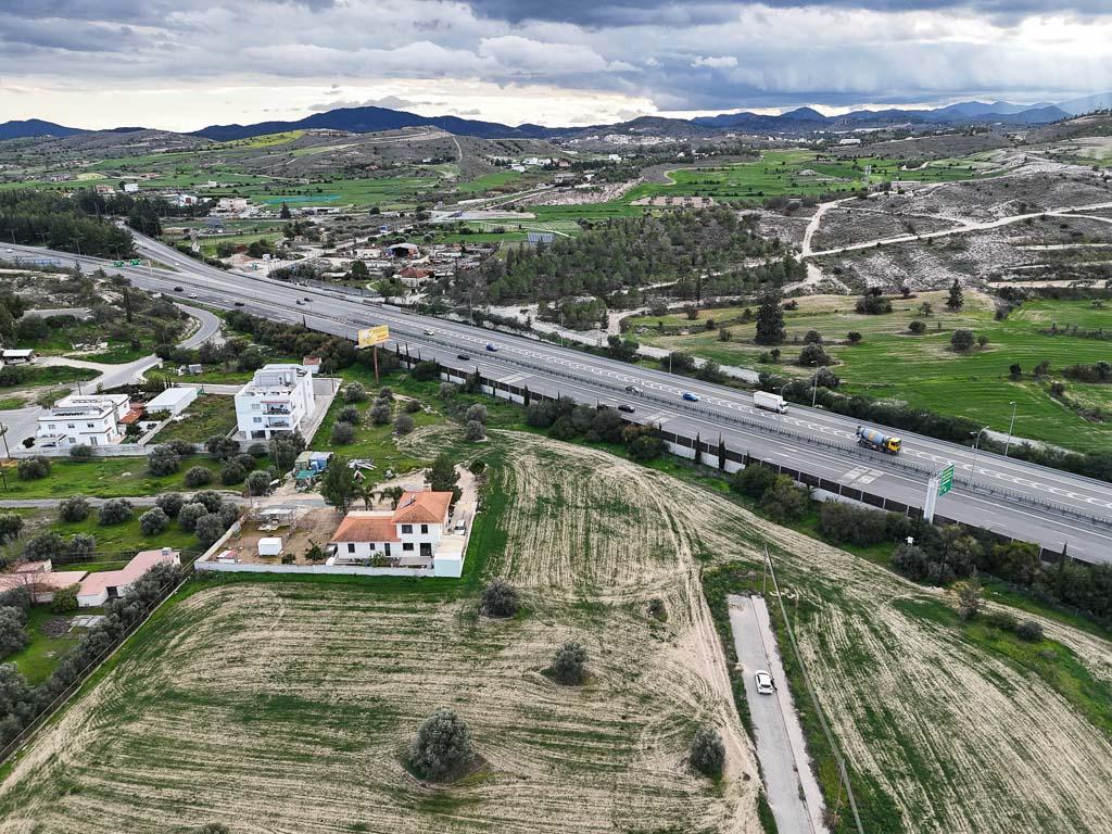 Field-Pera Chorio-PR37554