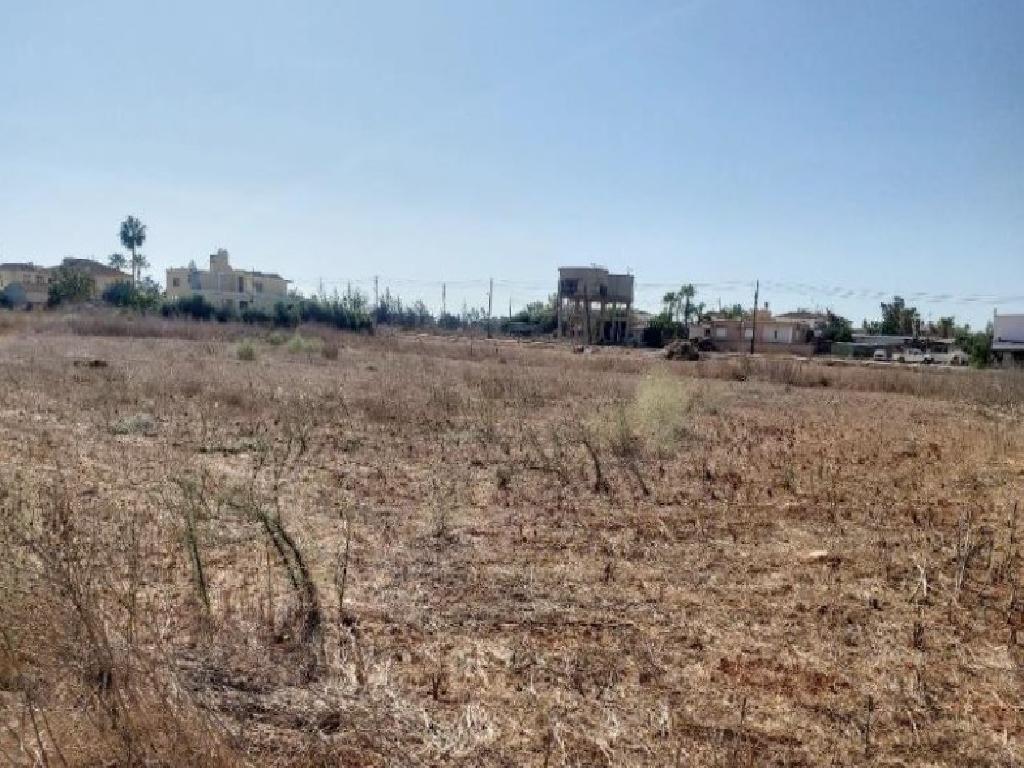 Field-Avgorou-PR41267