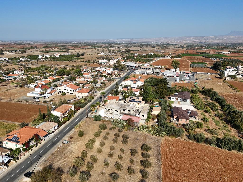 Building  Mixed Use (Share) - Peristerona, Nicosia