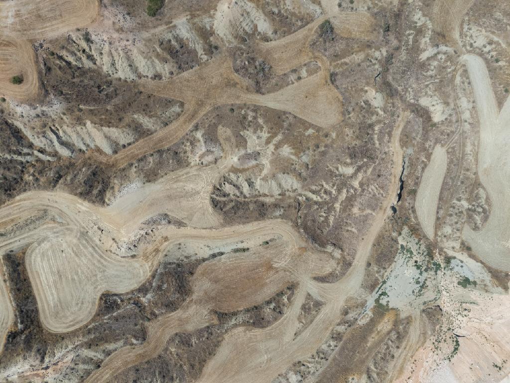 Field - Arediou, Nicosia