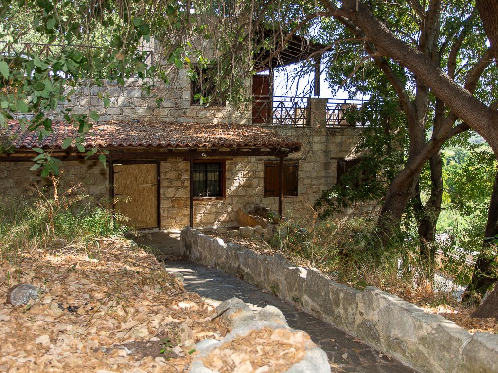 Detached house-Choli-CP10111
