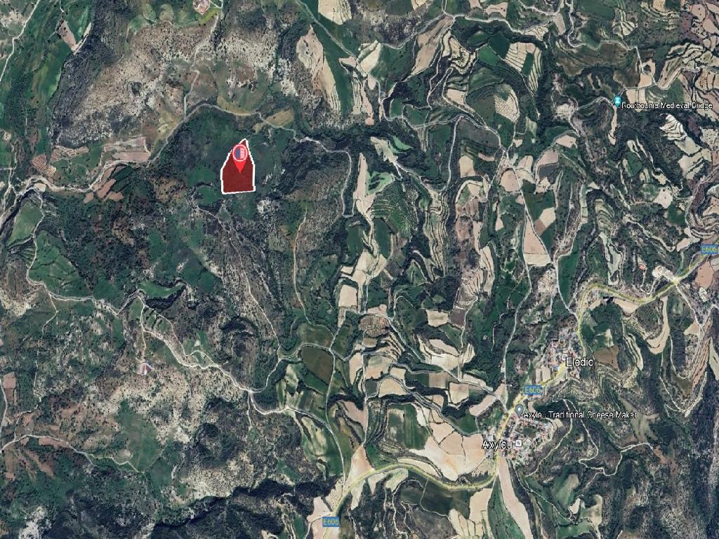 Field-Aksilou-PR40156