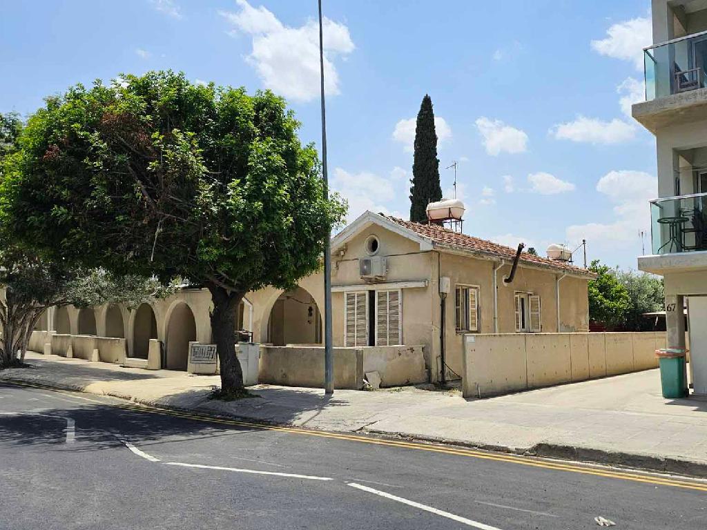 Ground floor building (Share) - Agios Dometios, Nicosia