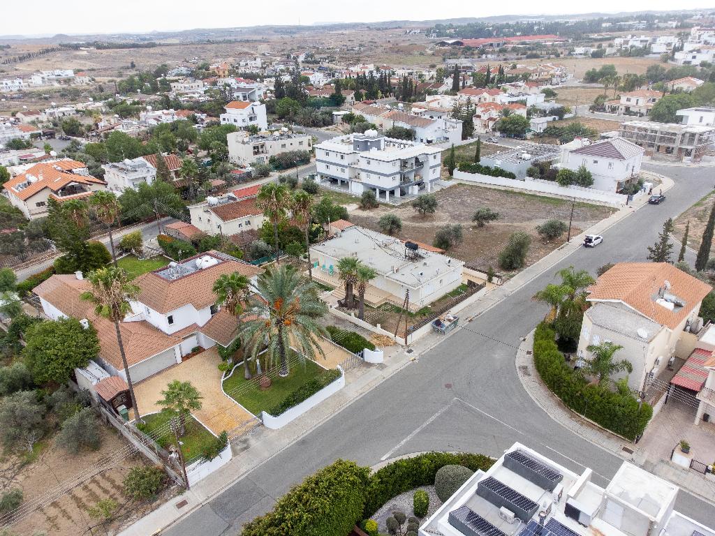 Detached house-Latsia-PR44626