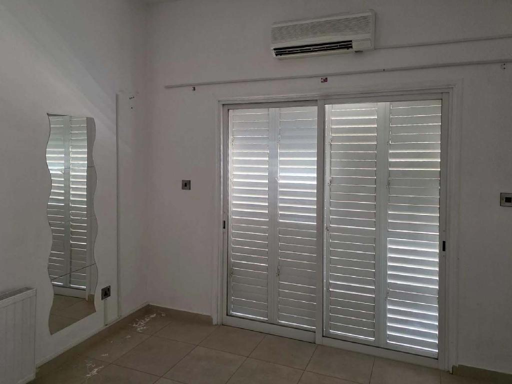 Detached house-Latsia-PR44626