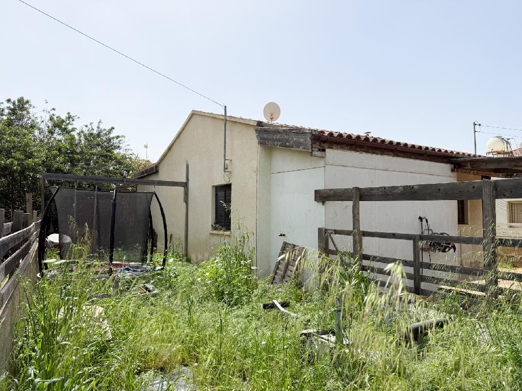 Detached house-Liopetri-PR44843