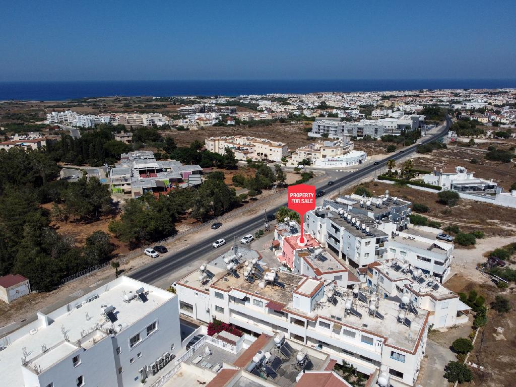Detached house-Paralimni-PR46257