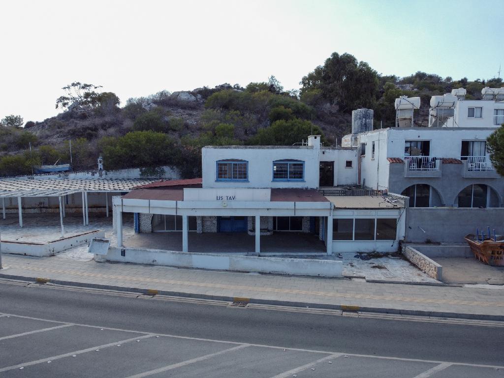 Καταστήματα-Παραλίμνι-PR42478