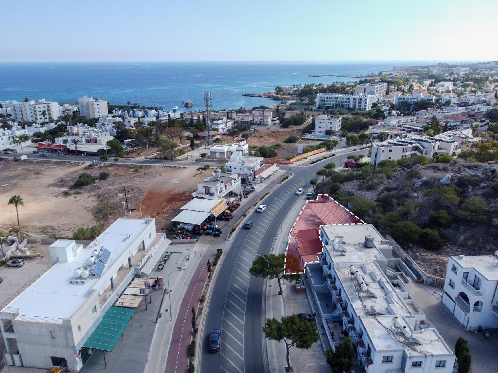 Καταστήματα-Παραλίμνι-PR42478