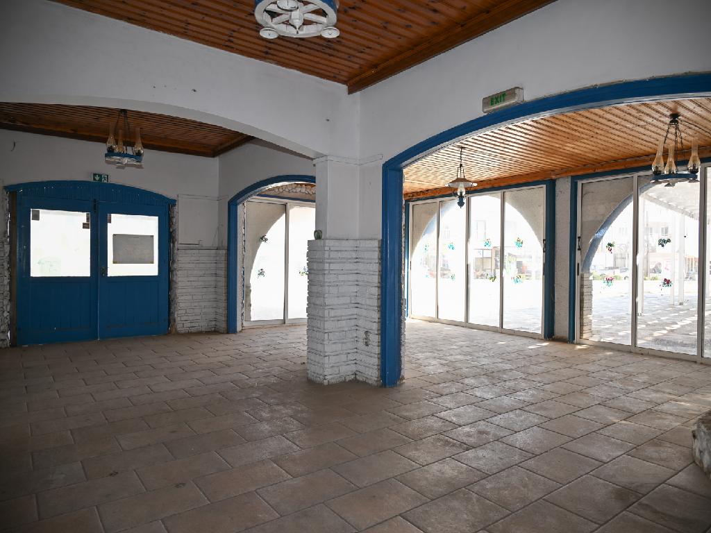 Καταστήματα-Παραλίμνι-PR42478