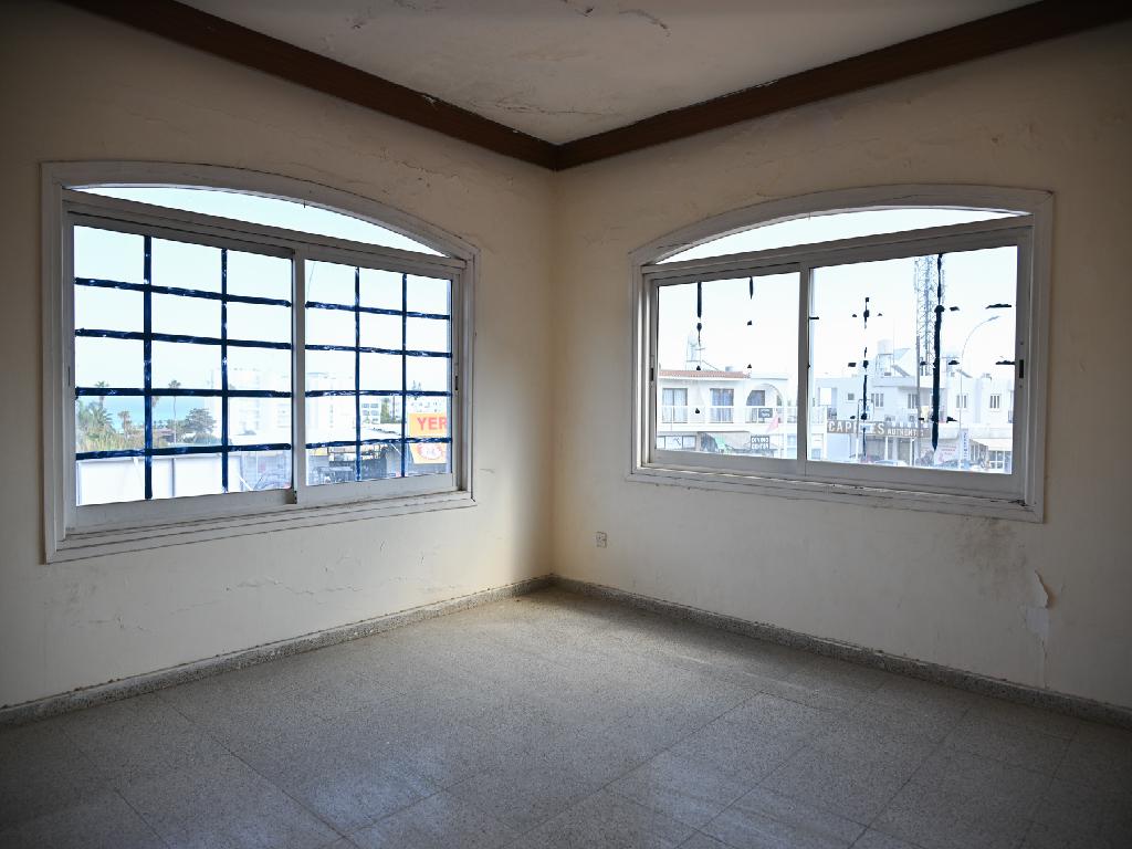 Διαμέρισμα-Παραλίμνι-PR42479