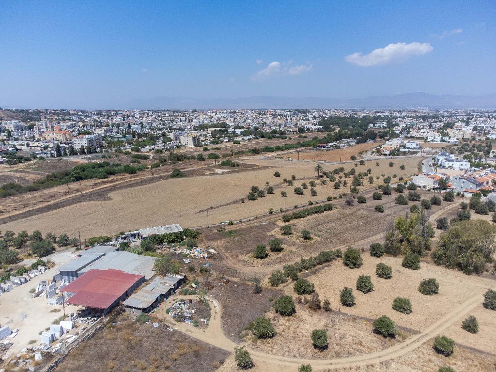 Field - Lakatameia, Nicosia