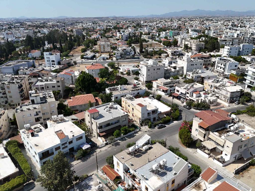Detached building (share) - Strovolos, Nicosia