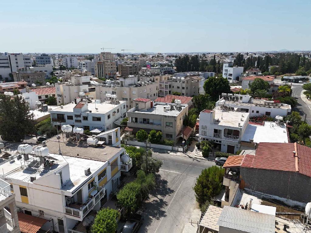 Detached building (share) - Strovolos, Nicosia