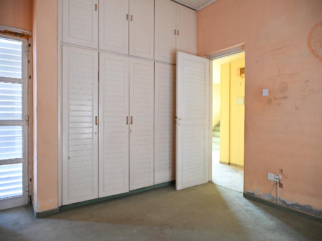 Detached house-Larnaca Municipality-PR43304
