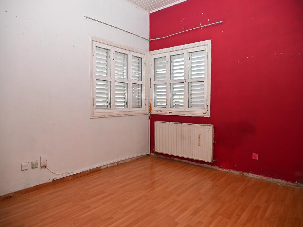 Detached house-Larnaca Municipality-PR43304