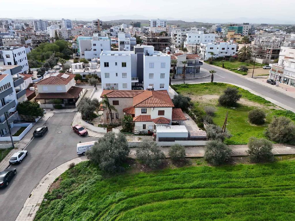 Detached house-Latsia-PR45215