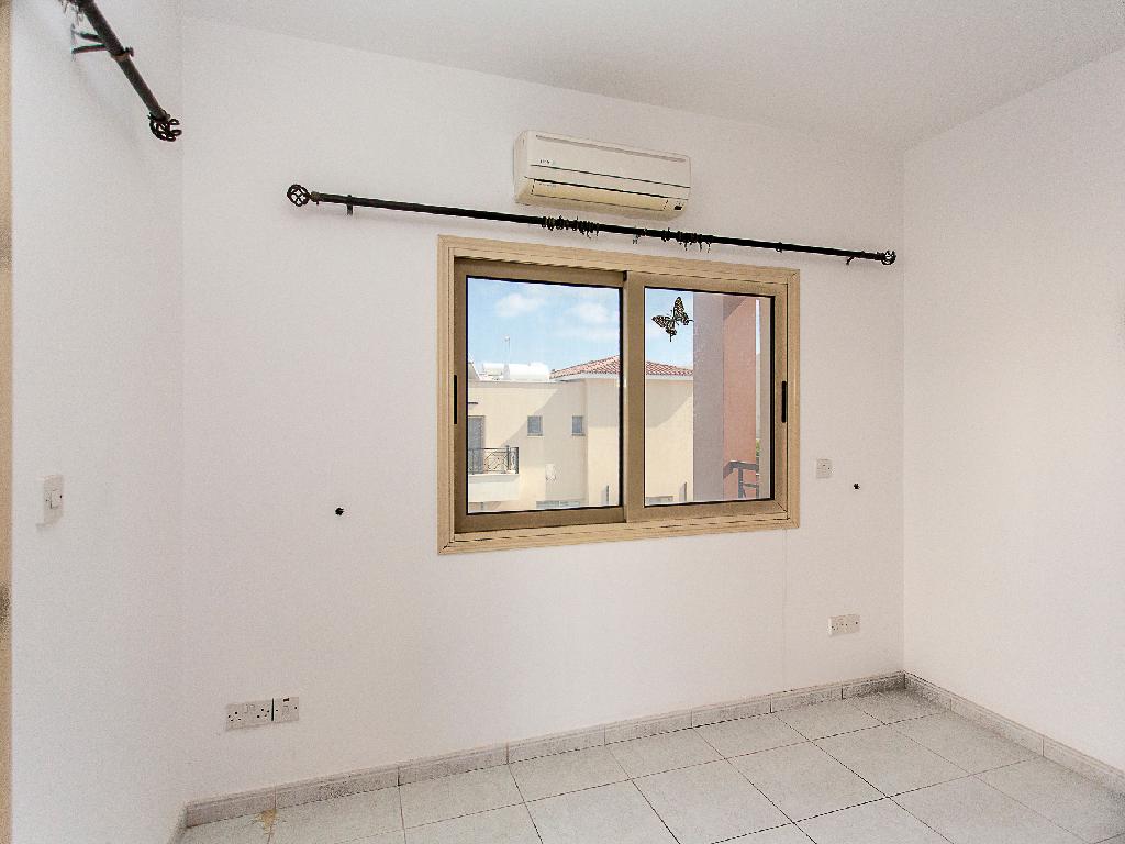 Flat-Paphos Municipality-PR45913
