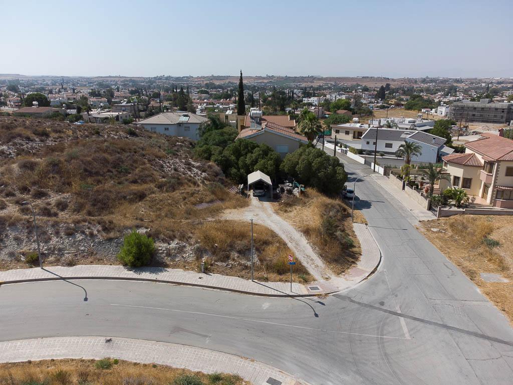 Plot - Dali, Nicosia