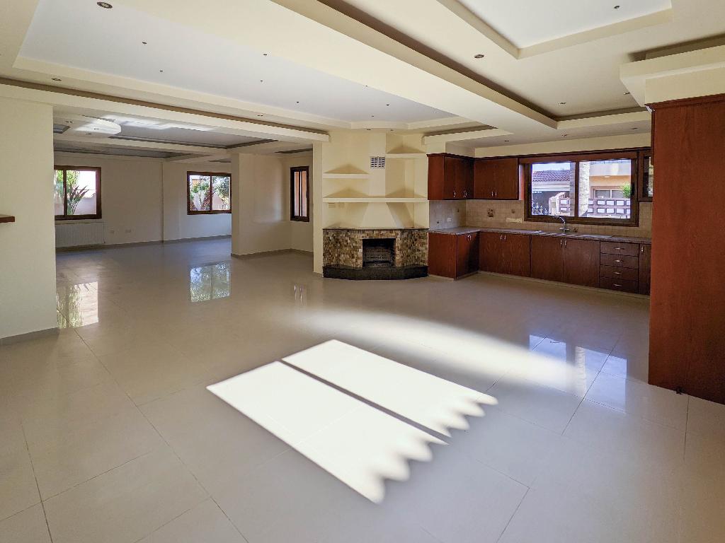 Detached house-Trachoni-PR36254