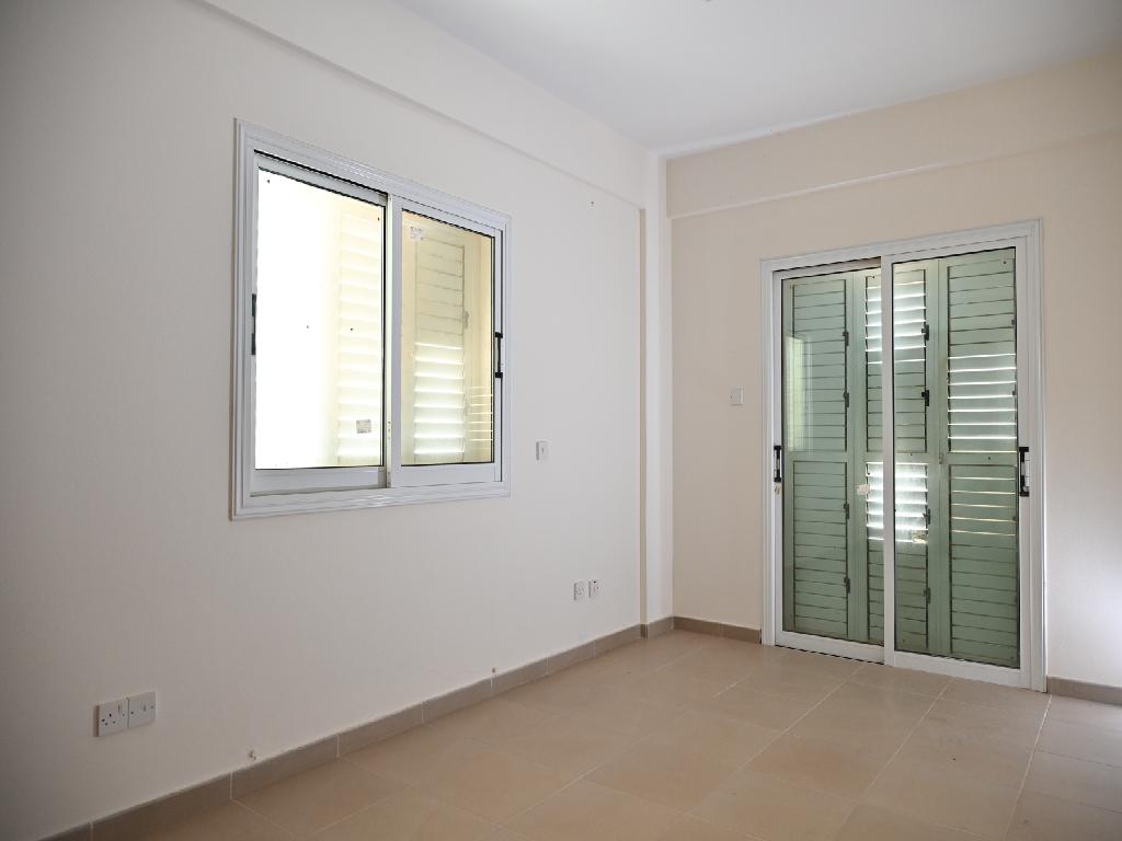 Detached house-Frenaros-PR44716