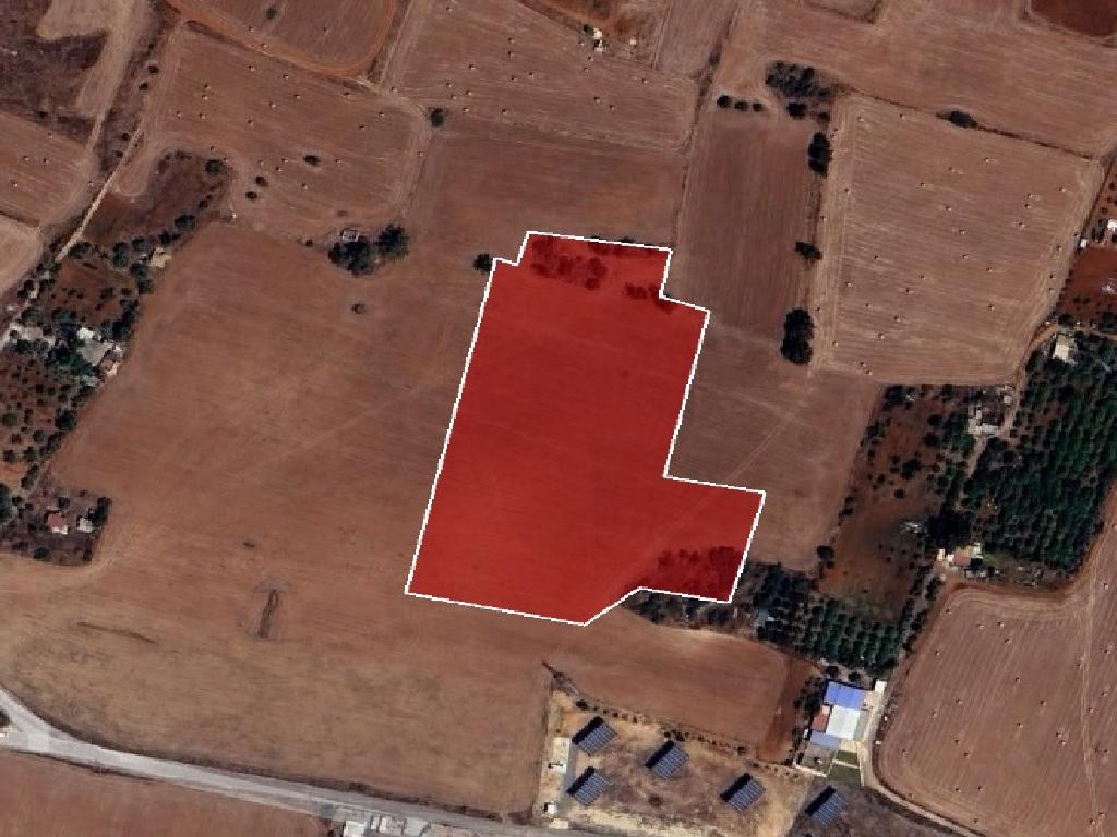 Field-Avgorou-PR13908