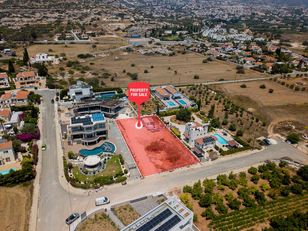 &Omicron;&iota;&kappa;ό&pi;&epsilon;&delta;&omicron; - &Pi;έ&gamma;&epsilon;&iota;&alpha;, &Pi;ά&phi;&omicron;&sigmaf;