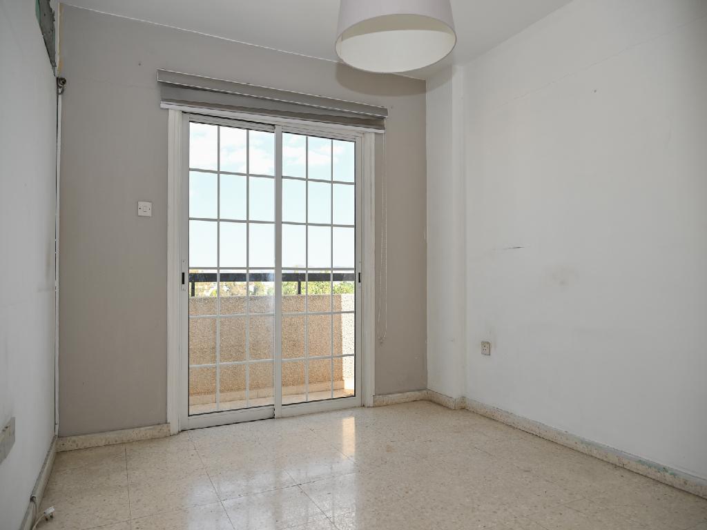 Flat-Larnaca Municipality-PR44742