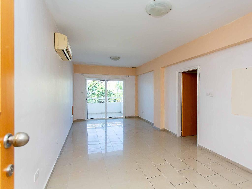 &Delta;&iota;&alpha;&mu;έ&rho;&iota;&sigma;&mu;&alpha; - Melani Court - &Pi;&alpha;&rho;&alpha;&lambda;ί&mu;&nu;&iota;, &Alpha;&mu;&mu;ό&chi;&omega;&sigma;&tau;&omicron;&sigmaf;