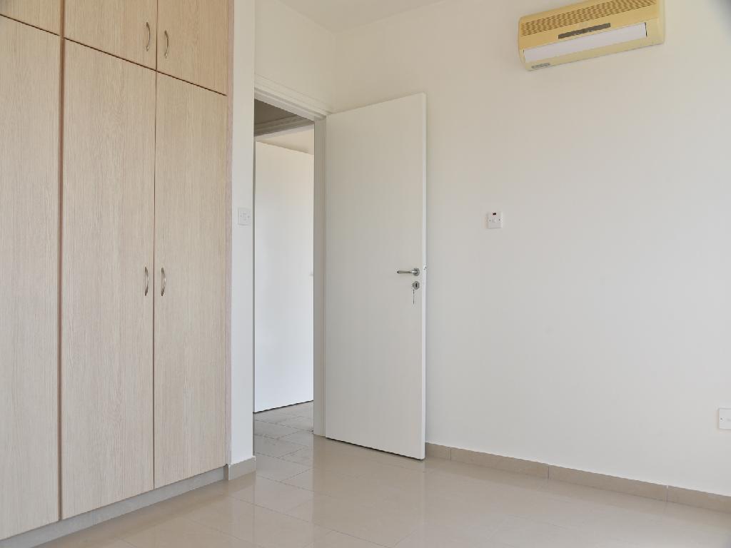 Flat-Paralimni-PR41631
