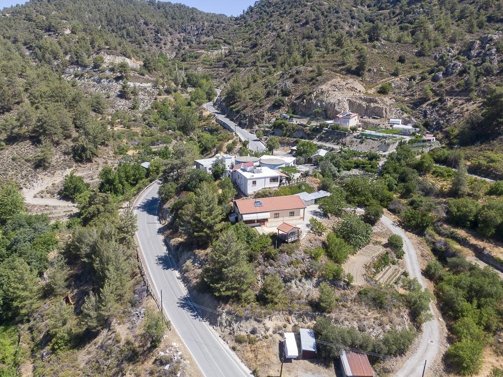 House (Share) - Pelendri, Limassol