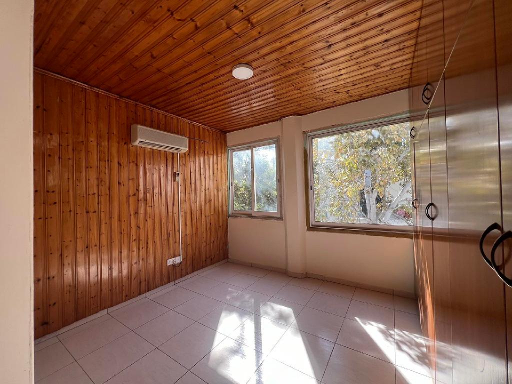 Semidetached house-Limassol Municipality-PR41108