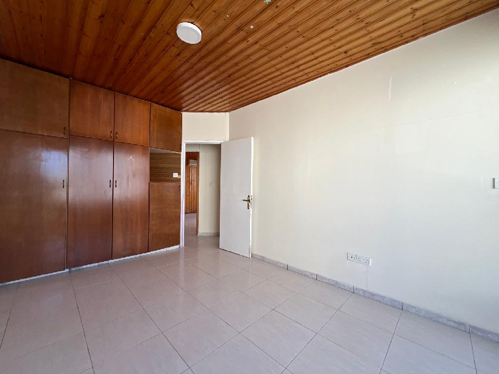 Semidetached house-Limassol Municipality-PR41108