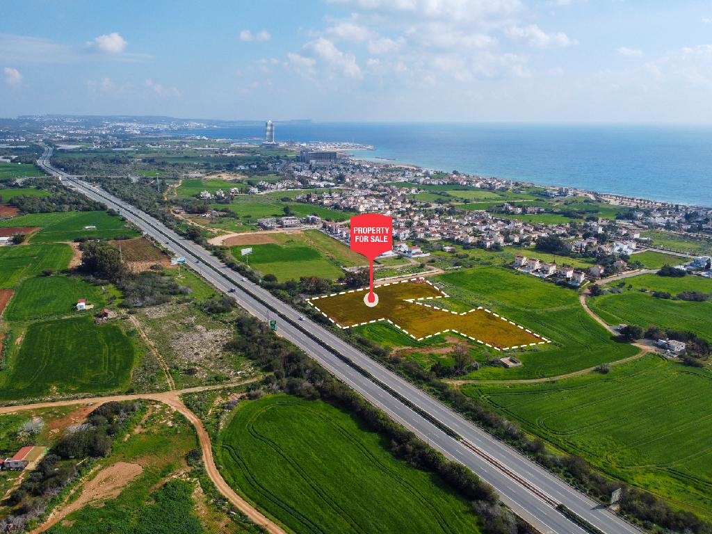 Field-Sotira-PR41913