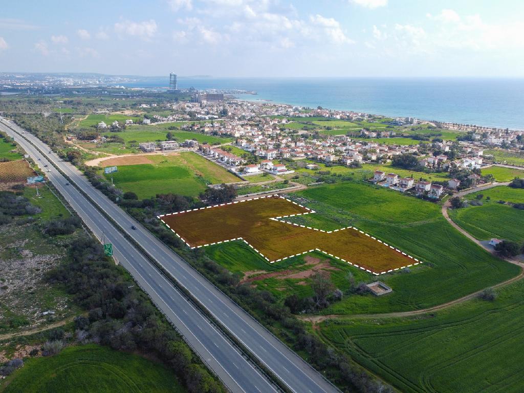 Field-Sotira-PR41913