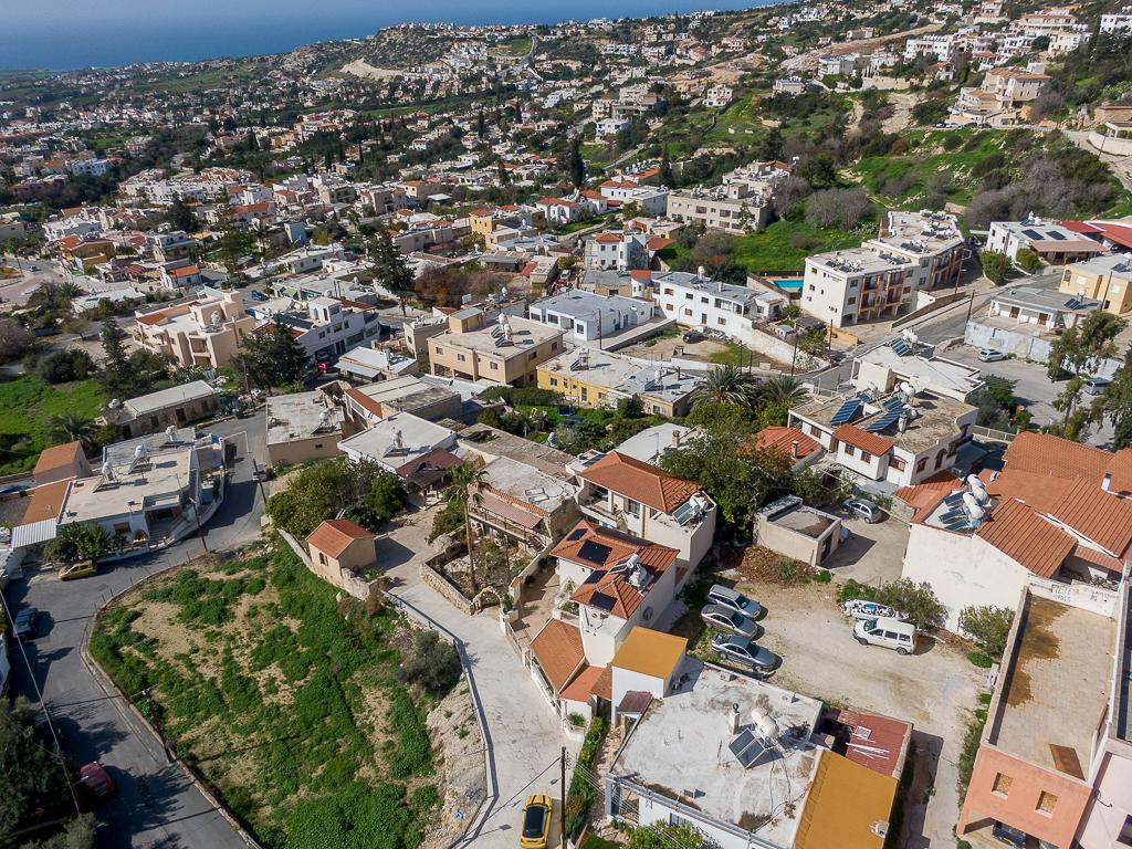 Detached house-Pegeia-PR44039